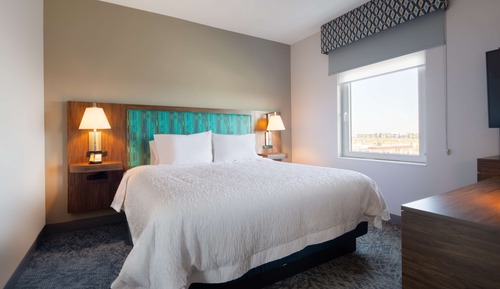 Suite, 1 King Bed, Non Smoking