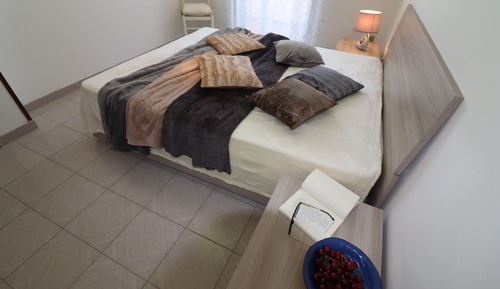House, 2 Bedrooms, Balcony, City View
