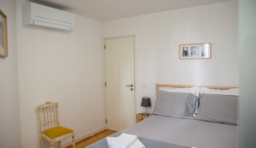 One-Bedroom apartment, street view (Alegria)