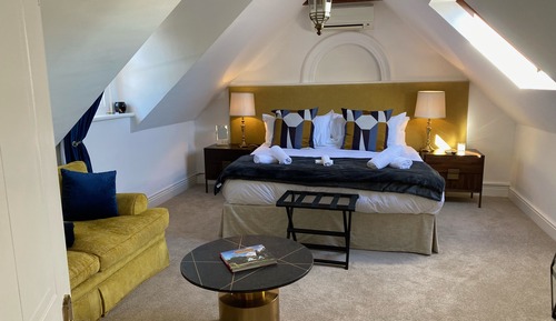 Junior Room