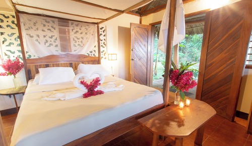 Classic Cabin, Multiple Beds, Terrace, Lake View