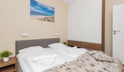 Apartment (13B)