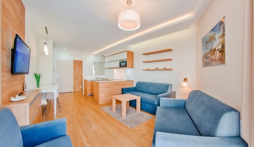 Apartment (4)