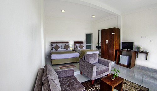 Deluxe Triple Room