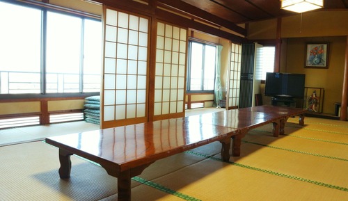Japanese Style Room for 6 Guests on 2nd Floor, Shared Bathroom