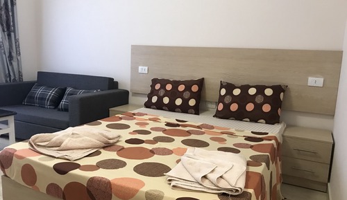 Standard Studio (11714)