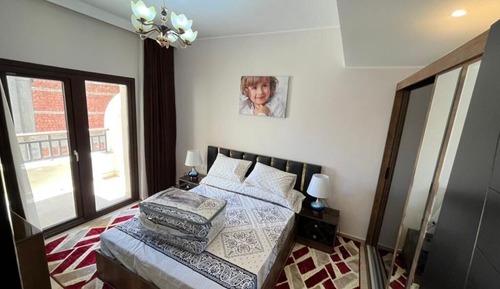 One Bedroom Apartments 3313