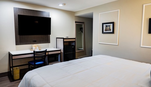 Standard Room, 1 King Bed