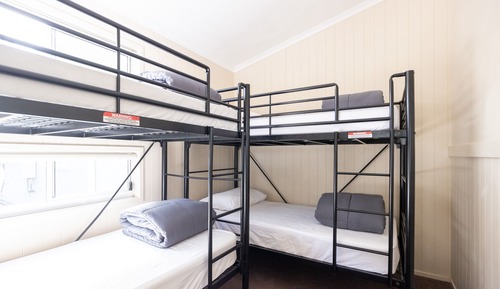 Courtside Family Cabin 