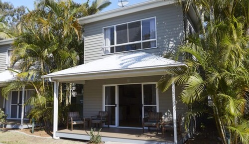 Townhouse Riverside Villa