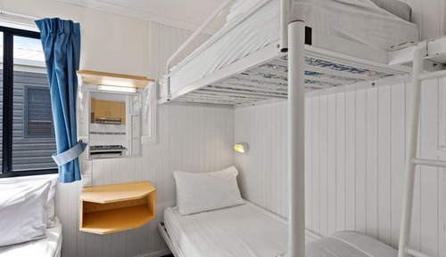 Superior 2 Bedroom Cabin 