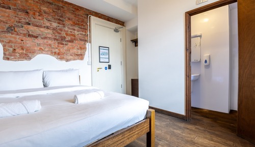 Standard Double Room, Ensuite