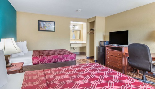 Standard Room, 2 Double Beds, Smoking
