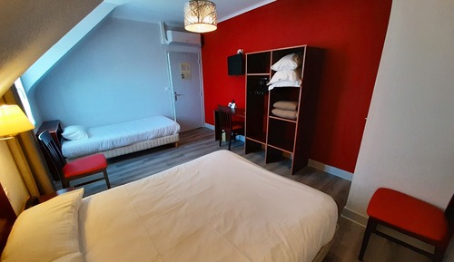 Triple Room