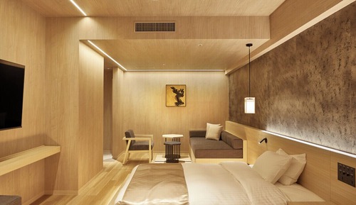 ONE Suite 02 (Luxury Floor),2 double beds, for 2-4 people use, Non Smoking