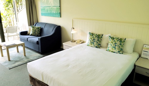 Deluxe Room with Kitchenette