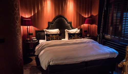 Romantic Suite (Boudoir)