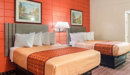 Standard Room, 2 Double Beds, Smoking