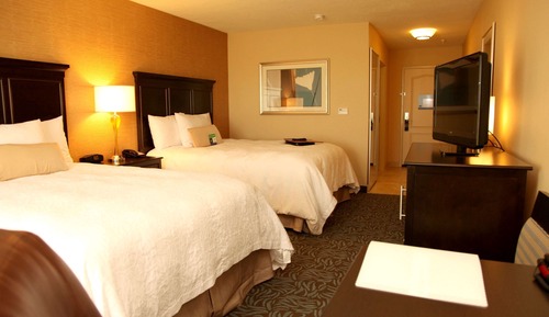 Room, 2 Queen Beds, Accessible, Non Smoking