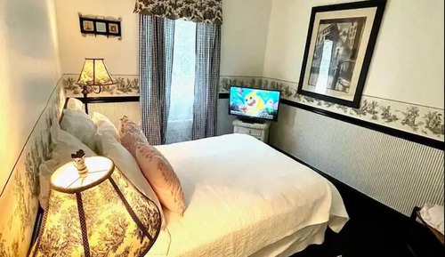 Room, Private Bathroom (Boutque Guest Room)