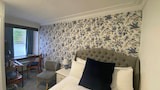 Double Room (Chon 2 course dinner Included)