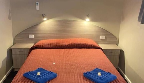 Standard Studio, Bathtub (Serviced Apartment)