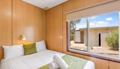 Economy 1 Bedroom Cabin S5 - Pet Friendly