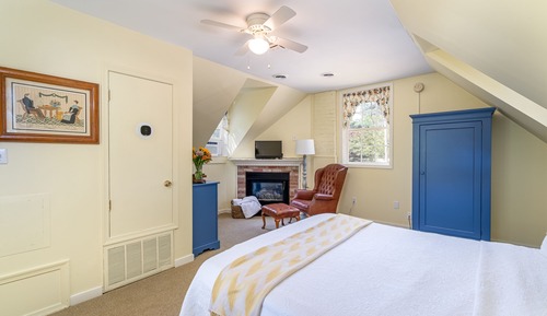 The Juniper Suite