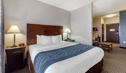 Suite, 1 King Bed, Non Smoking