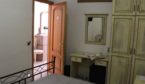 Economy Quadruple Room