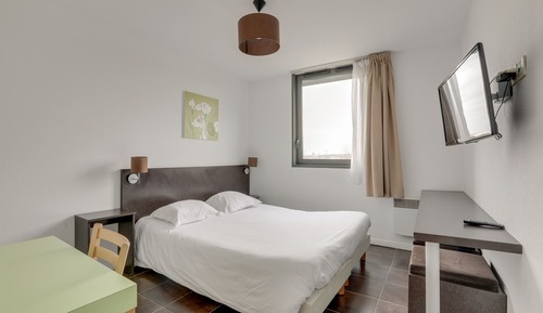 STANDARD STUDIO (DOUBLE BED)