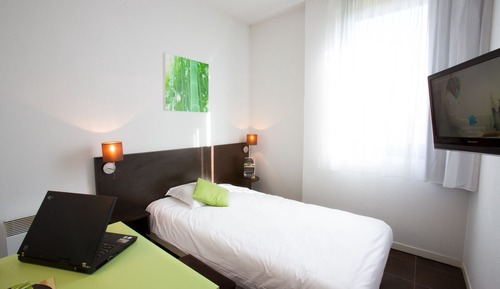 STANDARD STUDIO (SINGLE BED)