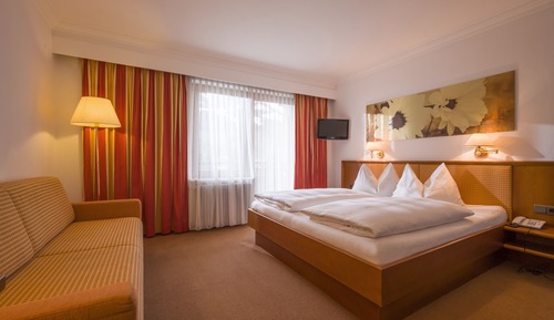 Standard Double Room, 1 Queen Bed, Balcony, South View
