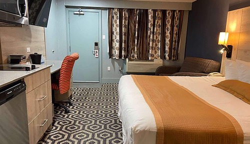 Room, 1 King Bed, Non Smoking