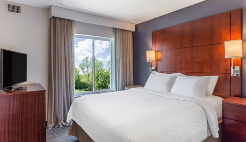 Suite, 1 Bedroom, Fireplace