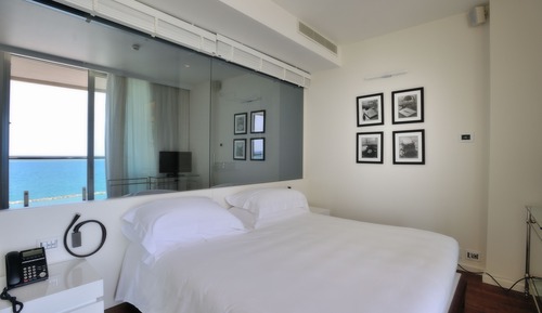 Superior Suite (beach facilities included)
