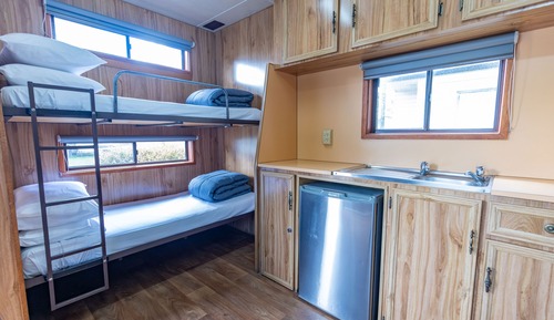 Studio Cabin Acc 4