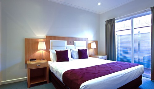 One Bedroom Apartment