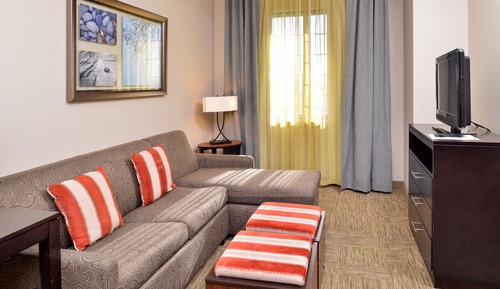 Studio Suite, Kitchen