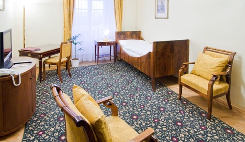 Deluxe Single Room