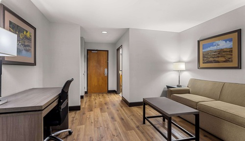 Suite, 2 Double Beds, Non Smoking, Refrigerator & Microwave