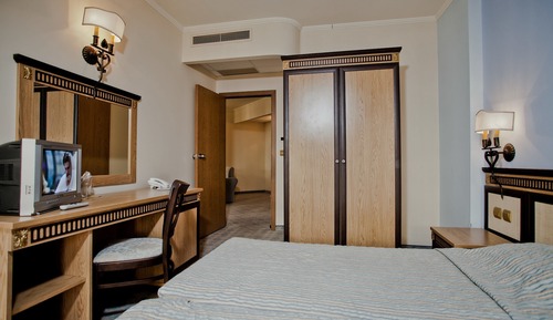 Apartment, Park View