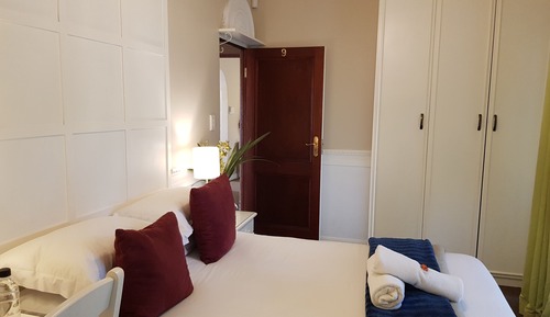 Deluxe Single Room