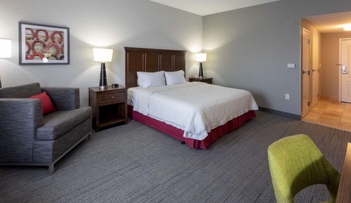 One King Bed, Accessible