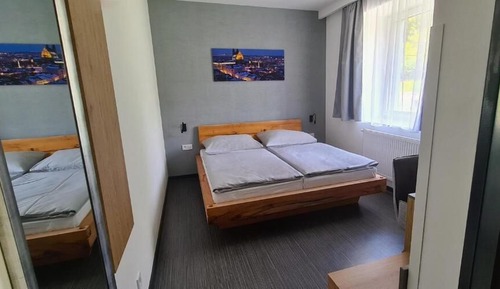 Standard Double Room, 1 Queen Bed