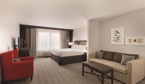 Suite, 1 King Bed, Non Smoking (Efficiency, Upgrade)
