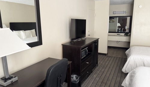 Room, 2 Queen Beds, Accessible Bathtub, Non Smoking