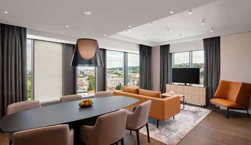 Presidential Suite, Park View