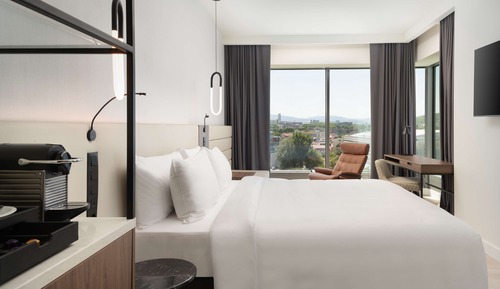 Premium Room