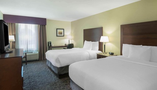 Room, 2 Queen Beds, Non Smoking (Mobility Accessible)